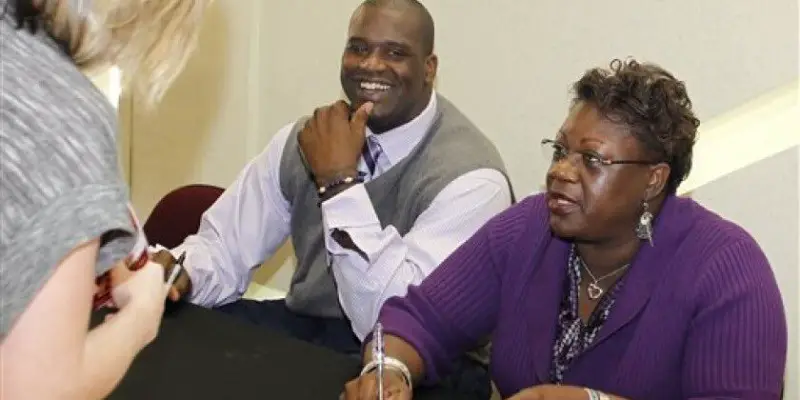 How Old Is Shaquille O'Neal'S Mother