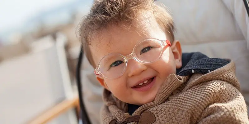 How Do You Know If A Baby Needs Glasses