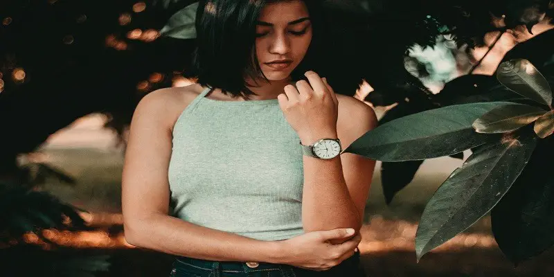 What Hand Do Women Wear Watches