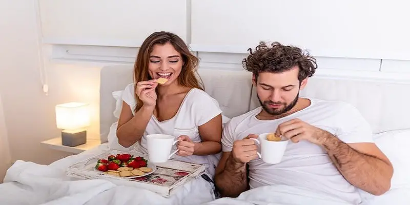 Why Did Married Woman Eat Breakfast In Bed