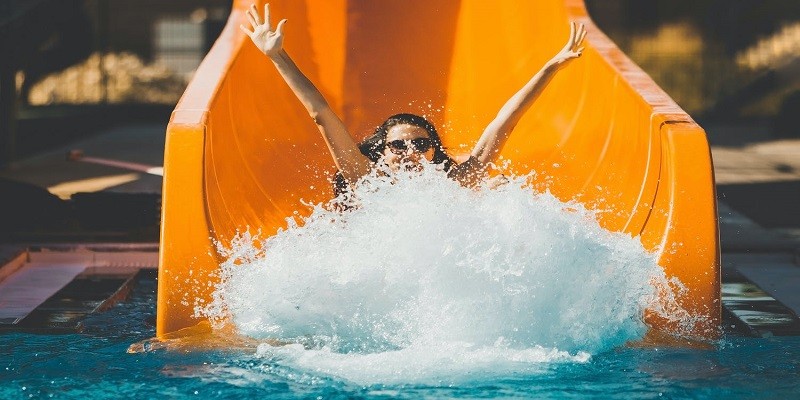 Can Pregnant Women Go To Water Parks