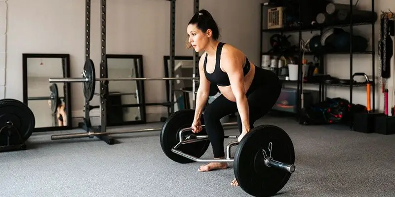 Can I Deadlift While Pregnant