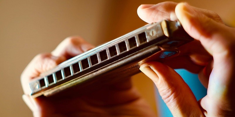 How To Clean A Harmonica