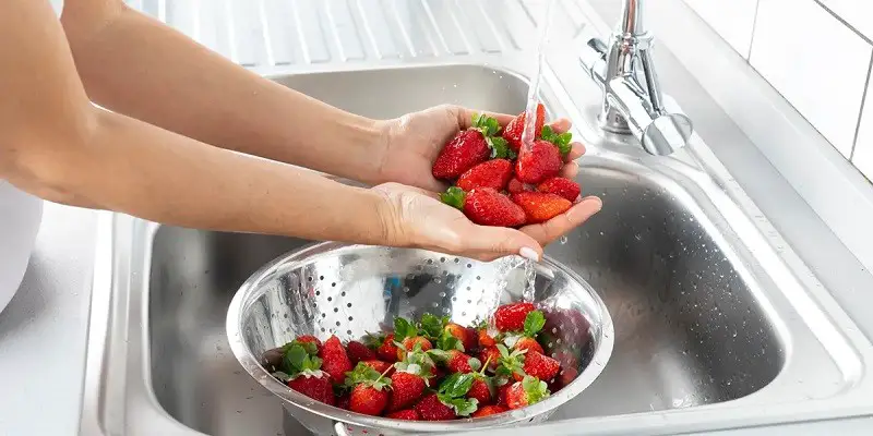 How To Clean Fruit With Baking Soda And Vinegar