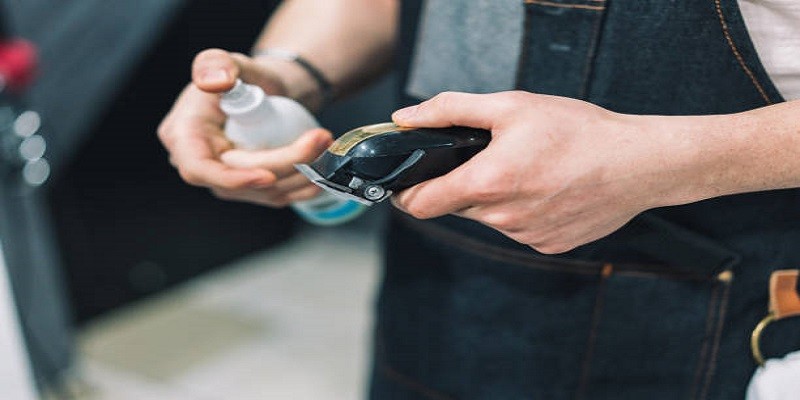 How To Clean Hair Clippers