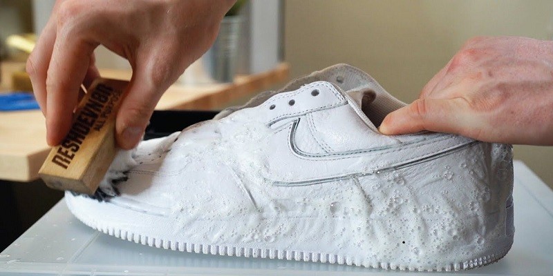 How To Clean Hoka Shoes