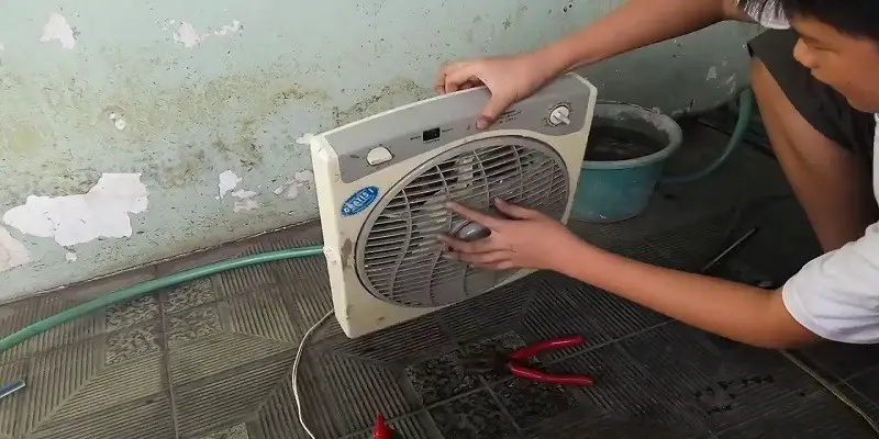 How To Clean A Box Fan
