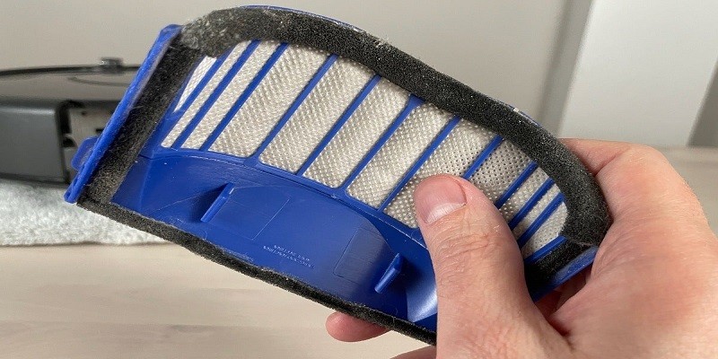 How To Clean A Roomba Filter