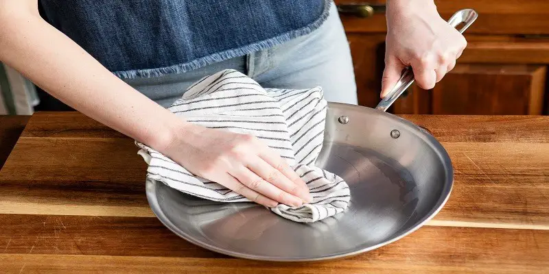 How To Clean All Clad Pans