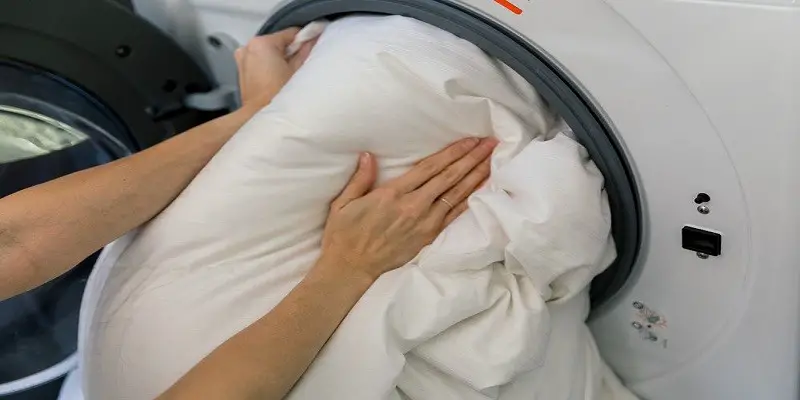 How To Clean Comforter That’S Too Big For Washer