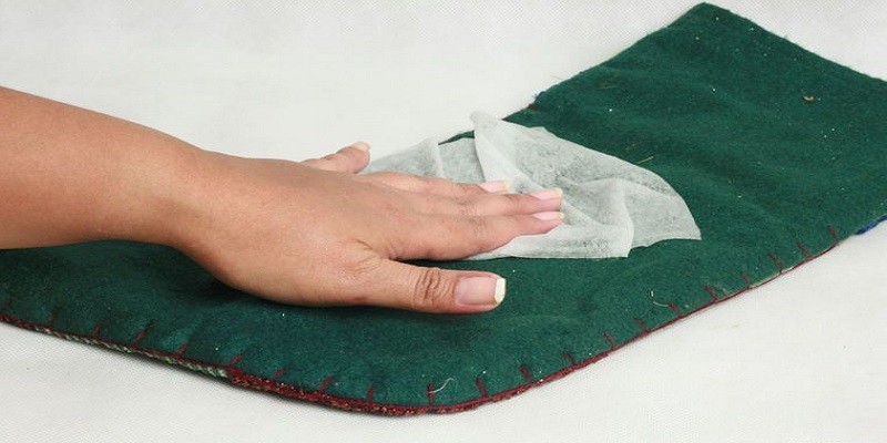 How To Clean Felt