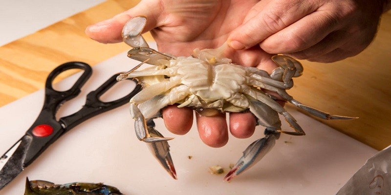 How To Clean Soft Shell Crabs