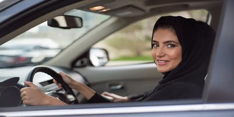 Can Women Drive In Dubai