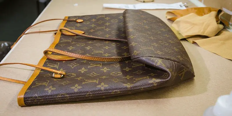 How To Clean Louis Vuitton Canvas Bag