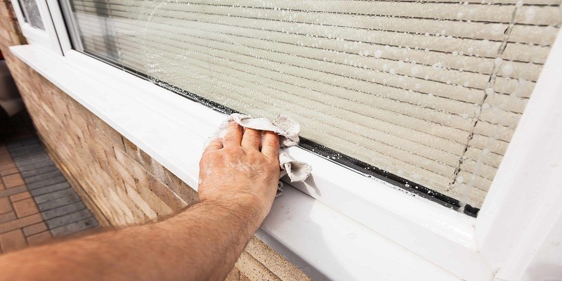 How To Clean Window Sills