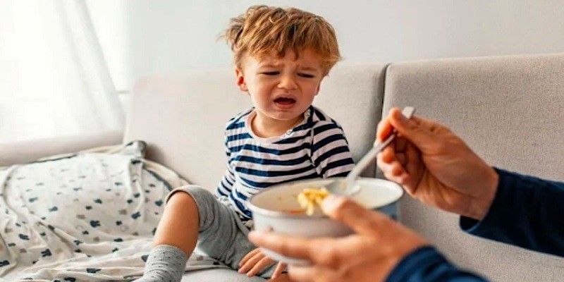 How To Get A Child To Eat When They Refuse