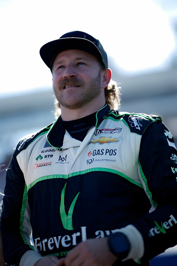 Jeffrey Earnhardt photo