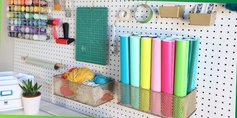 how to create a diy craft station at home
