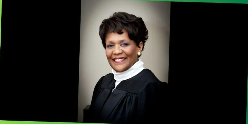 what happened to judge hobbs' son