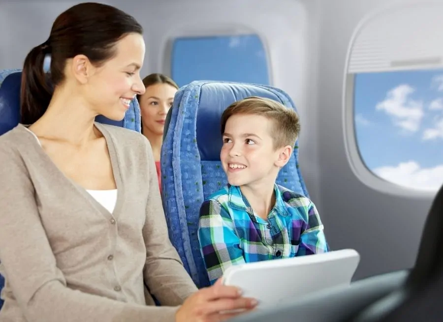 how to travel with kids without losing your mind