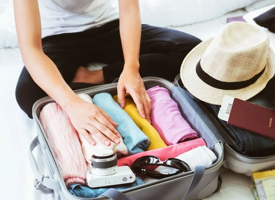 safety tips for travelling with babies and toddlers