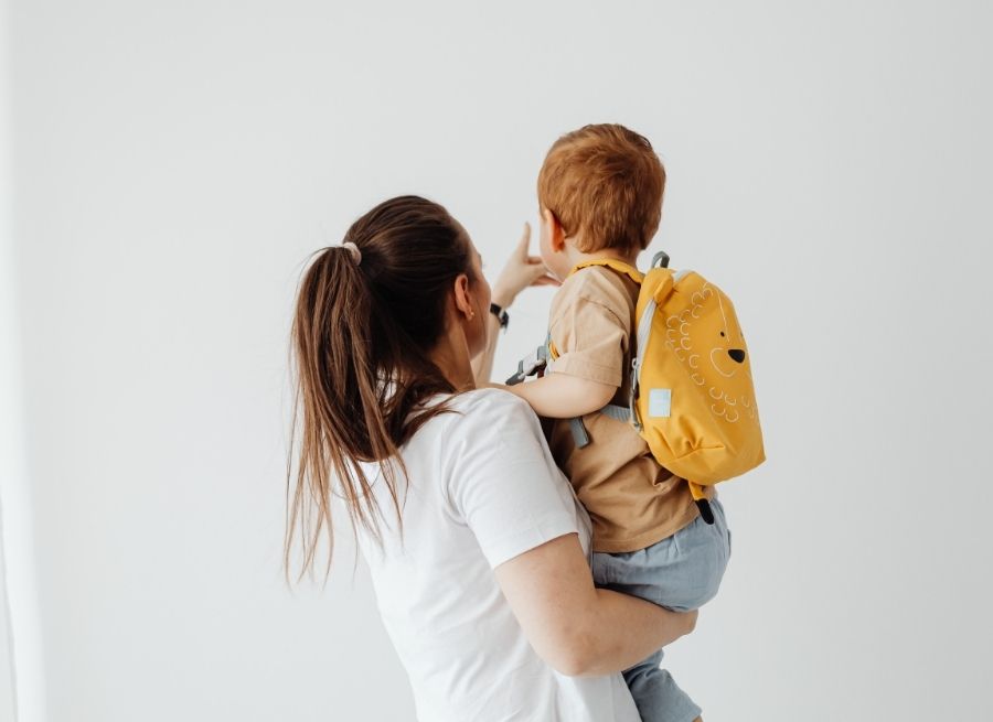 simple ways to feel more organized as a mom